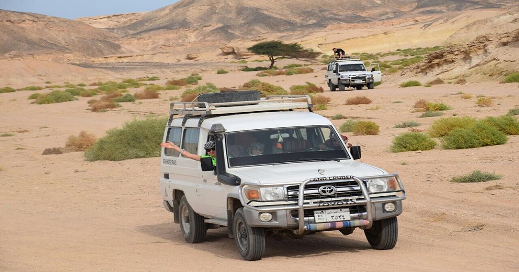 JEEP SAFARI 